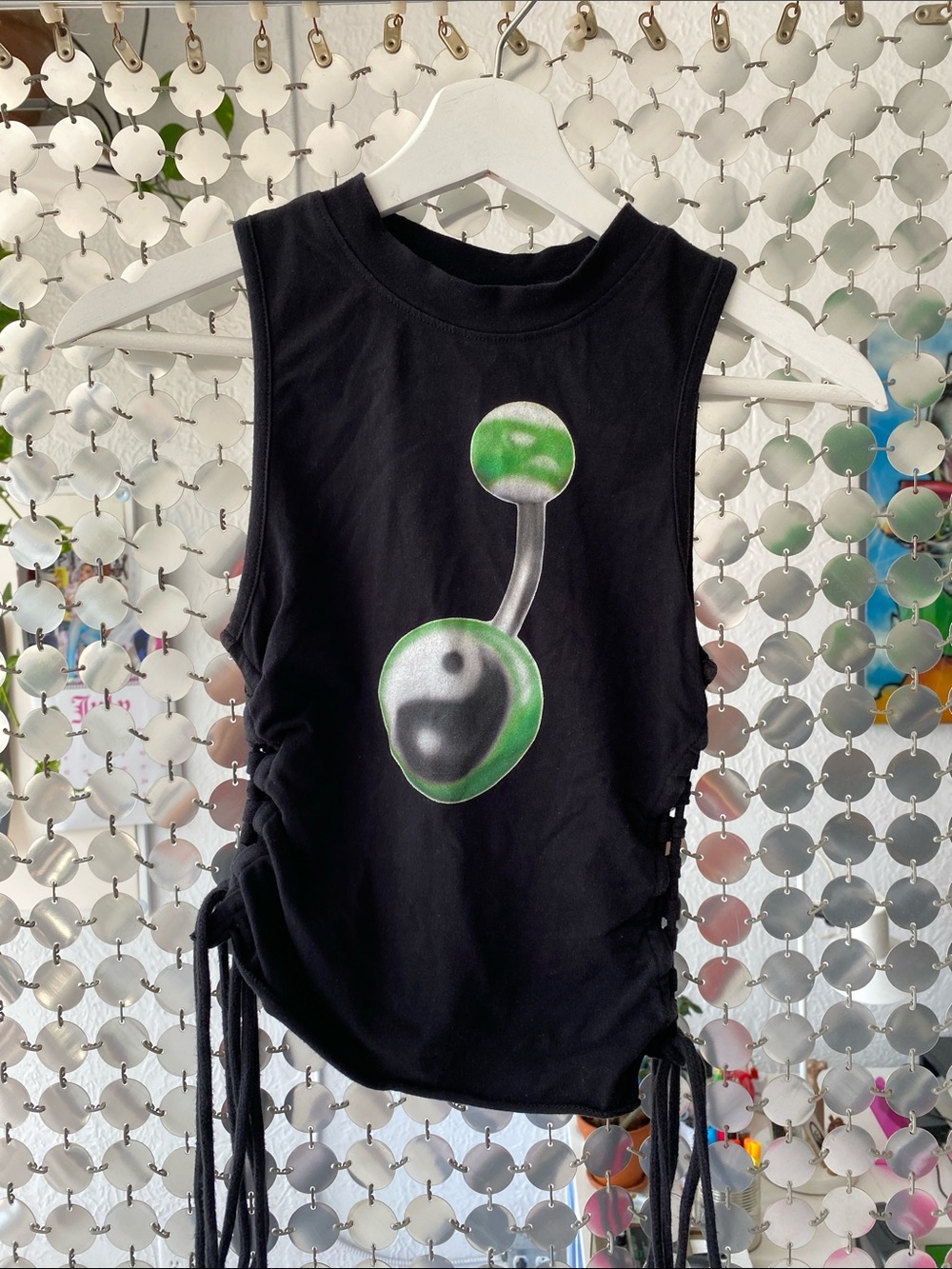Y2K Ashley Williams cropped tank top with yin yang piercing print
